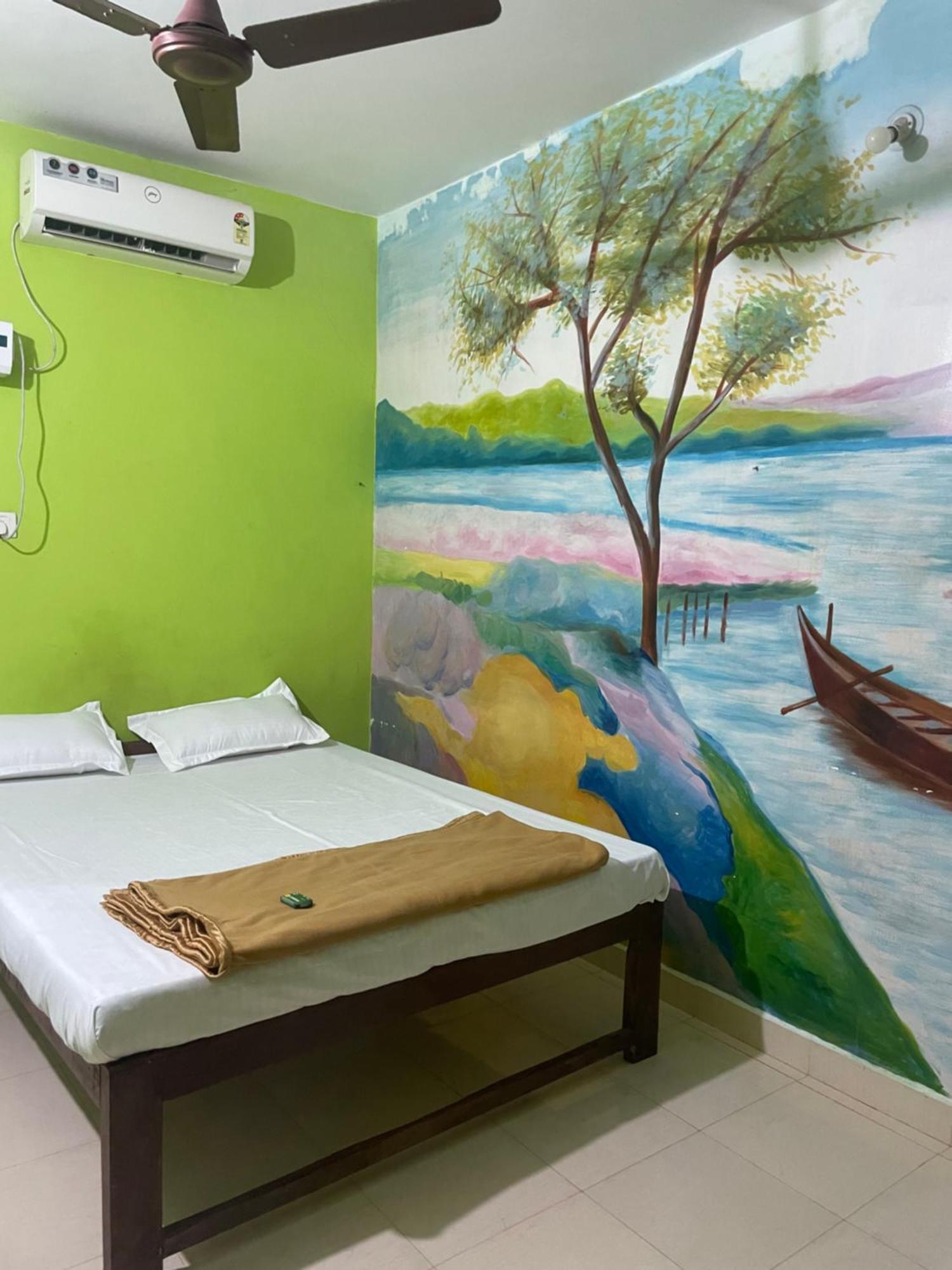 Pogo's Mountain House - A Part Of The 12 Monks Family Hostel