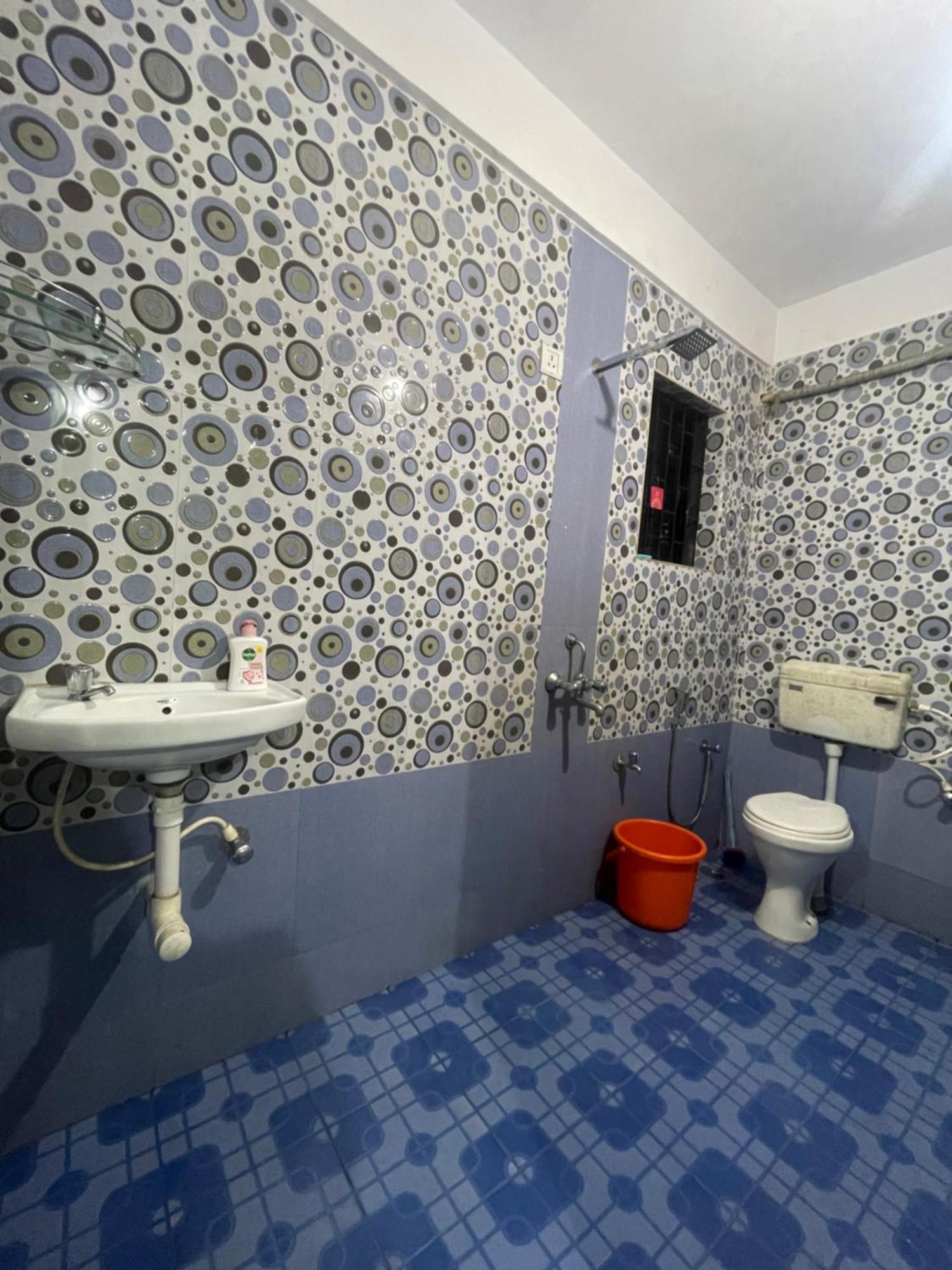 Pogo's Mountain House - A Part Of The 12 Monks Family Hostel Arambol